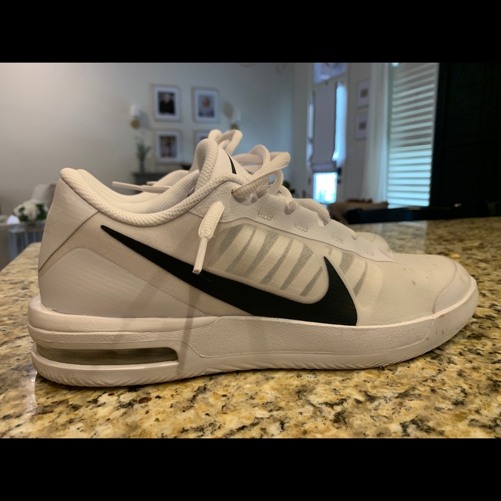 Men’s Nike size 10.
